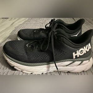 Hoka One One Clifton7 Running Shoes Womens’ Size 9 Black/White